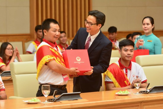 Verbreitung von Warmherzigkeit durch Blutspende - ảnh 1