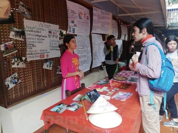 Angelica – die venezolanische Schülerin mit der vietnamesischen Seele - ảnh 1