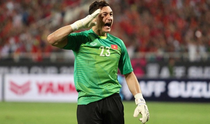 FOX Sports Asia: Dang Van Lam ist zu einem der neun besten Torwarte in Asien gewählt worden - ảnh 1