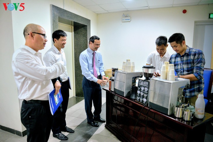 Online-Forum über das Freihandelsabkommen zwischen Vietnam und der EU - ảnh 12