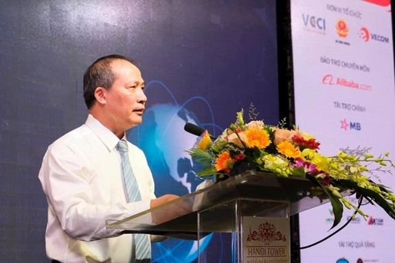 Digitaler Wandel im Warenimport und -export – unvermeidliche Richtung im Geschäftsumfeld mit Schwankungen - ảnh 1