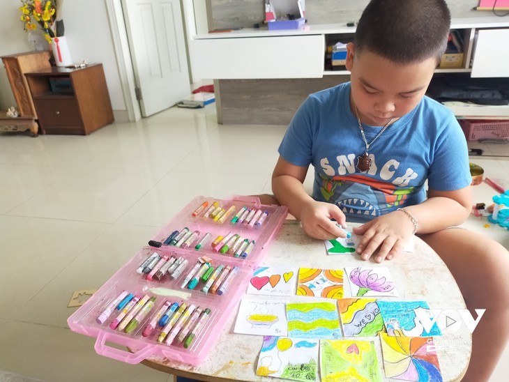 Liebesbotschaften von Kindern an die Front gegen die Epidemie - ảnh 2