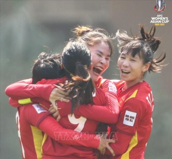 Internationale Medien gratulieren zum Sieg der vietnamesischen Fußballmannschaft der Frauen - ảnh 1