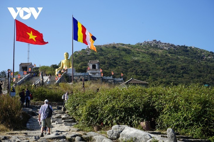 Yen Tu im Frühling - ảnh 12