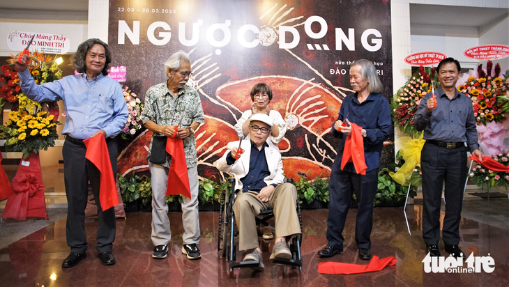 Die Ausstellung „Gegenströmung” des Malers Dao Minh Tri - ảnh 1