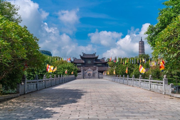 Beeindruckende Fotos von Bai Dinh-Pagode  - ảnh 13