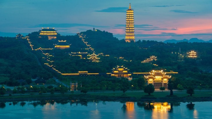 Beeindruckende Fotos von Bai Dinh-Pagode  - ảnh 3