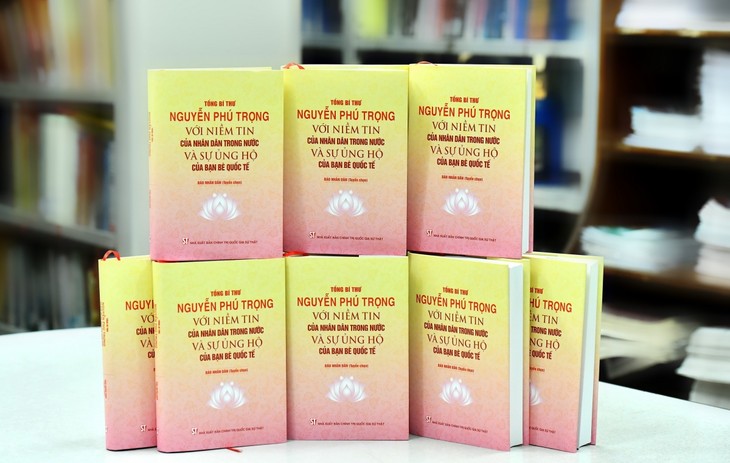 Herausgabe des Buchs über KPV-Generalsekretär Nguyen Phu Trong - ảnh 1
