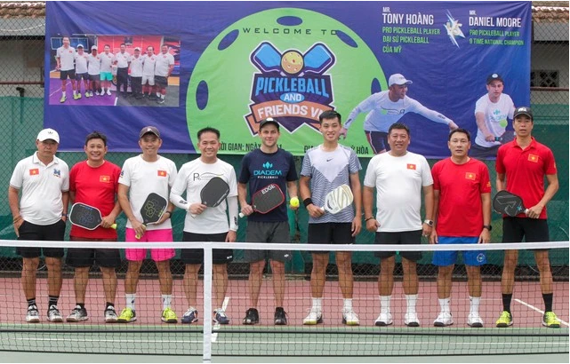 Truong Vinh Hien besiegt den US-amerikanischen Pickleball-Meister - ảnh 1