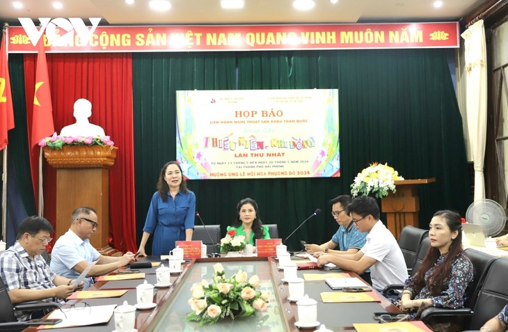 Das erste Bühnenfestival für Junioren und Kinder - ảnh 1