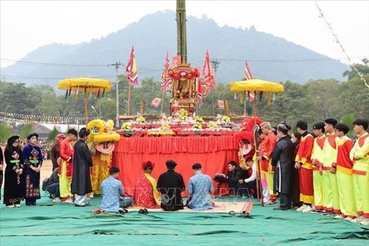 Long tong – Einzigartiges Fest der Volksgruppe der Tay in Ha Giang - ảnh 1