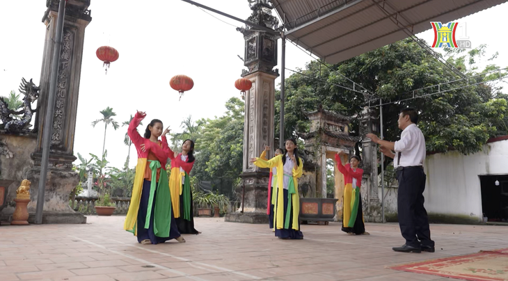 Cheo-Gesang in der Gemeinde Dai Thanh im Kreis Quoc Oai in Hanoi - ảnh 2