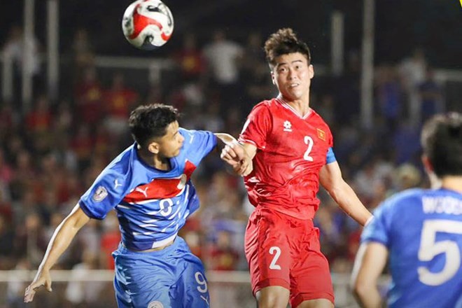 ASEAN Cup 2024: Vietnam führt die Gruppe B an - ảnh 1