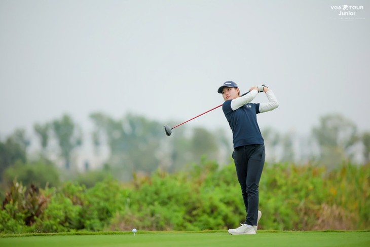 Le Chuc An gewinnt die erste Etappe der VGA Junior Tour 2025 - ảnh 1