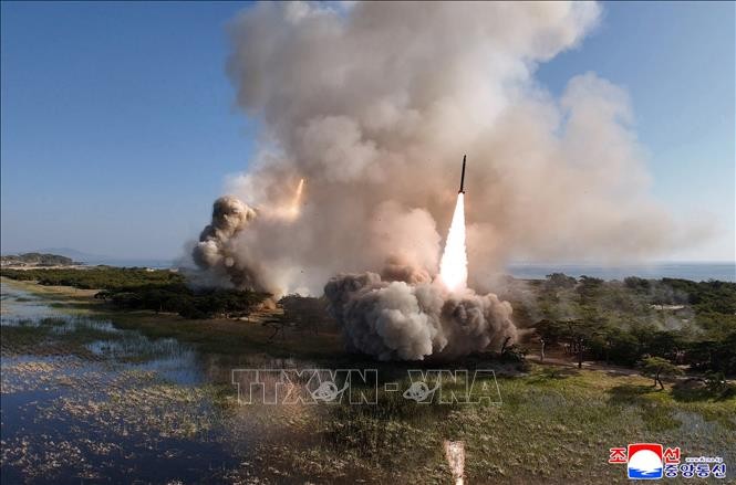 Nordkorea kündigt Manöver und Raketentest an - ảnh 1
