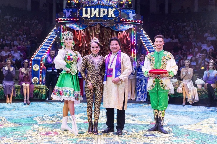 Vietnam gewinnt Bronzekrone beim Zirkusfestival „Zirkusprinzessin” in Russland - ảnh 1