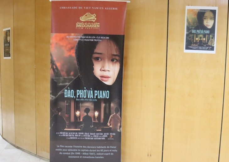 Vietnam stellt den Film “Pfirsichblüte, Pho und Klavier” im Filmfestival Imedghassen in Algerien vor - ảnh 1