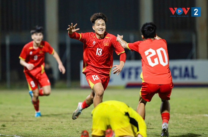 U17-Mannschaft Vietnams zieht in die Endrunde der Asienmeisterschaft ein - ảnh 1