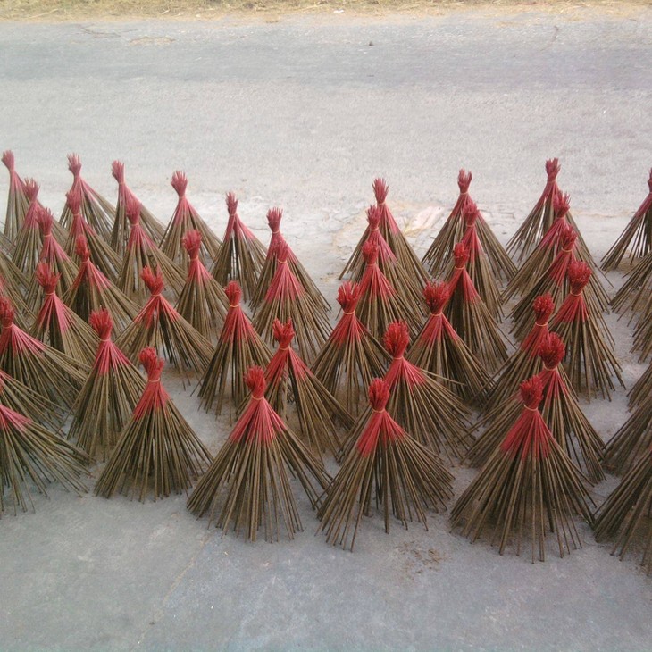 L’encens, le parfum de la culture vietnamienne - ảnh 4