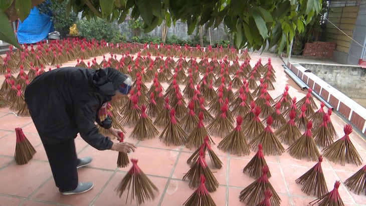 L’encens, le parfum de la culture vietnamienne - ảnh 5