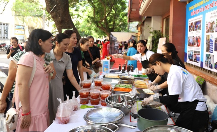 Un salon de la cuisine sud-coréenne au cœur de Haiphong - ảnh 1