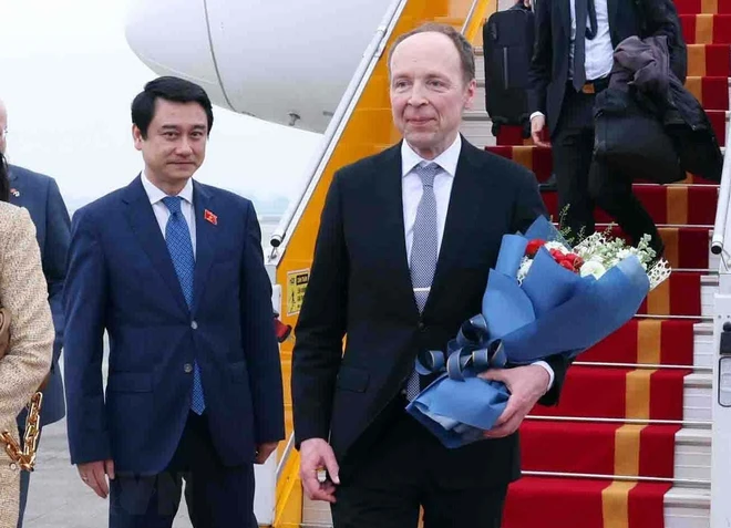 Le président du Parlement finlandais Jussi Halla-aho est arrivé à Hanoï - ảnh 1