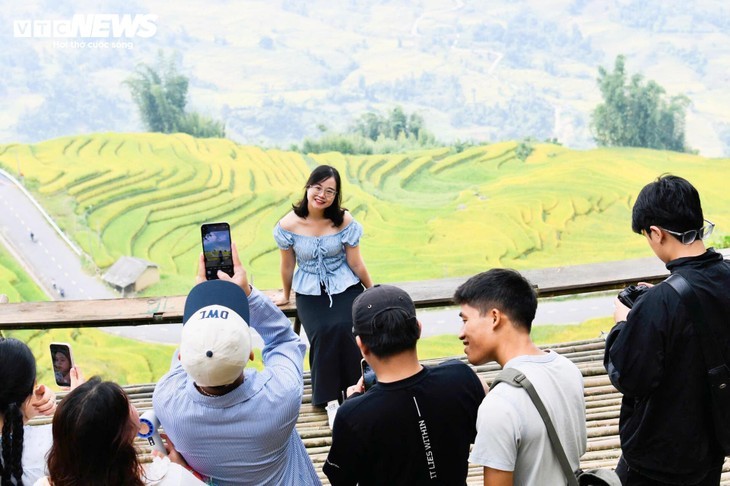 Y Tý en saison dorée: le rendez-vous magique de l’automne au nord du Vietnam - ảnh 5