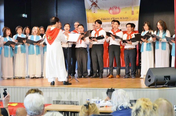 France–Vietnam: une journée de fête pour célébrer l’amitié et la culture partagée - ảnh 1