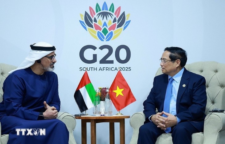 Le Premier ministre Pham Minh Chinh multiplie les rencontres bilatérales en marge du G20 - ảnh 5