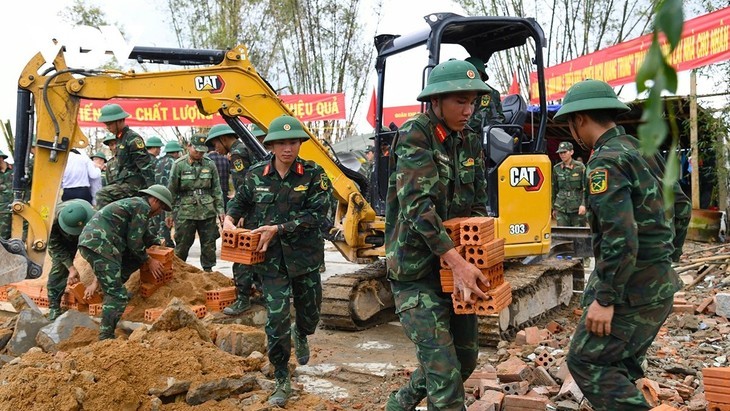 Campagne Quang Trung: un ordre venu du cœur, des dizaines de milliers de familles retrouvent un foyer sûr - ảnh 5