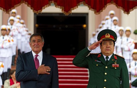 Báo chí Hoa Kỳ nhận định về chuyến thăm VN của Bộ trưởng Leon Panetta  - ảnh 2