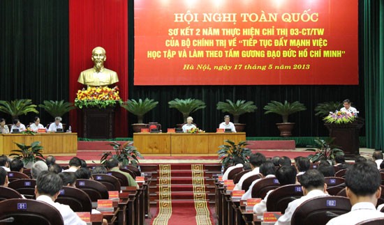 Sơ kết 2 năm thực hiện học tập và làm theo tấm gương đạo đức Hồ Chí Minh - ảnh 2