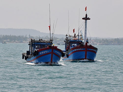 Mặc dù bị tấn công, cướp tài sản, ngư dân Quảng Ngãi tiếp tục vươn khơi, bám biển - ảnh 1