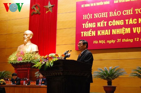 Hội nghị báo chí toàn quốc triển khai nhiệm vụ năm 2015 - ảnh 1