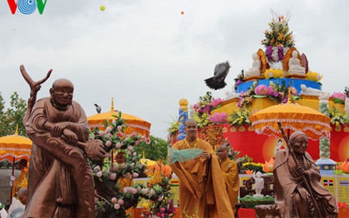 Đại lễ Vesak năm 2014 lọt vào danh mục 10 đề cử Phật giáo Thế giới lần thứ nhất  - ảnh 1