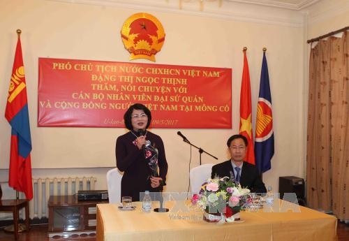 Aktivitas Wapres Dang Thi Ngoc Thinh dalam kunjungan resmi di Mongolia - ảnh 1