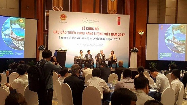 Pengumuman Laporan Prospek Energi Vietnam 2017 - ảnh 1