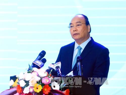 PM Vietnam, Nguyen Xuan Phuc memimpin Konferensi: “Perkembangan yang berkesinambungan daerah dataran rendah sungai Mekong untuk beradaptasi dengan perubahan iklim“ - ảnh 1