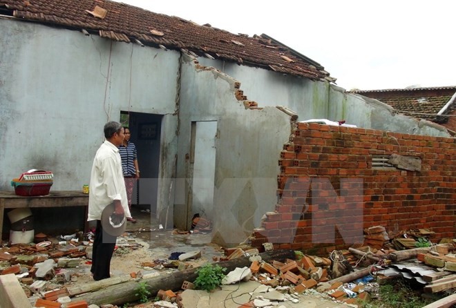 Uni Eropa memberikan bantuan sebesar  200.000 Euro kepada para korban taufan Damrey di Vietnam - ảnh 1