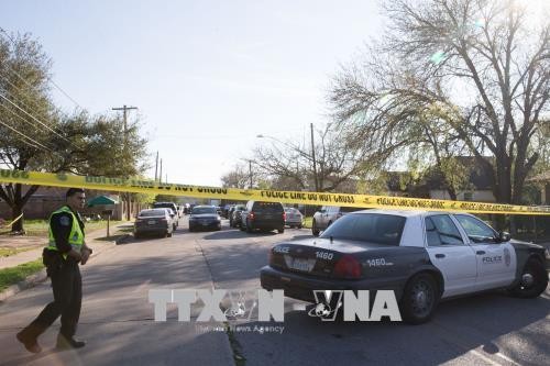 Telah terjadi ledakan bertubi-tubi di Negara Bagian Texas, AS - ảnh 1