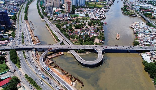 Menyusun laporan lingkungan nasional tahun 2018 dengen tema: “Lingkungan air  di daerah aliran sungai” (DAS) - ảnh 1