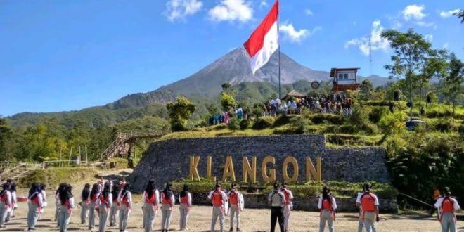 Berbagai cara pengibaran bendera sambut HUT Hari Kemerdekaan RI ke-74   - ảnh 10