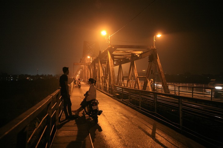 Ada satu Kota Ha Noi yang penuh dengan nostalgia dalam foto-foto ciptaan fotografer Le Bich - ảnh 7