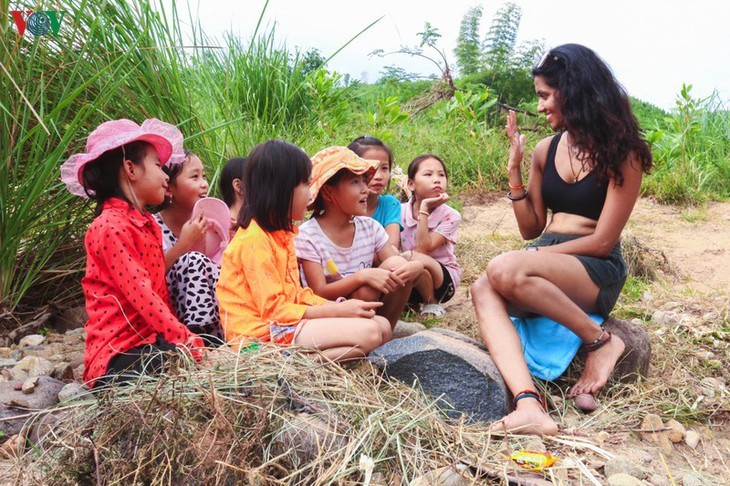 Daerah ketinggian Quang Ninh menyerap kedatangan  wisatawan  untuk menghayati pada Musim Gugur - ảnh 9