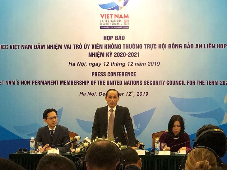 Ikut serta pada DK PBB: Vietnam ingin memberikan sumbangan lebih banyak lagi pada perdamaian dunia - ảnh 1