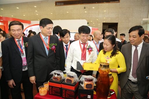 Pameran internasional cabang medis dan farmasi Vietnam tahun 2020 - ảnh 1