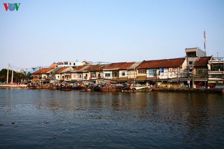 Dermaga kuno Binh Dong - ảnh 1