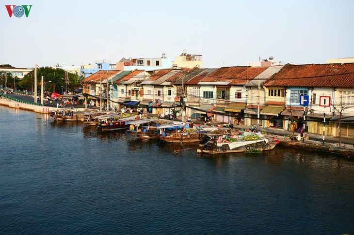 Dermaga kuno Binh Dong - ảnh 2