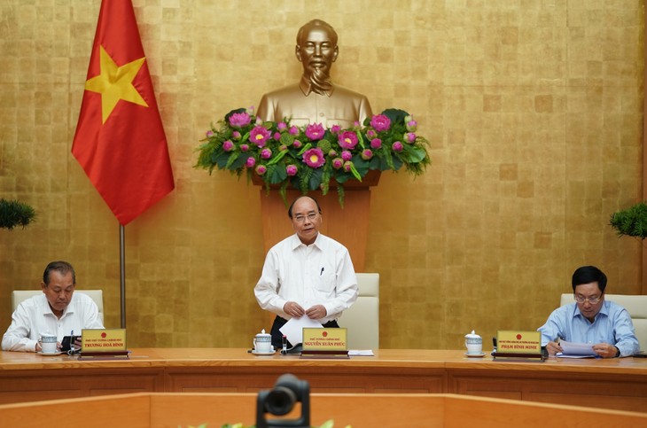 Kesimpulan PM Vietnam di sidang periodik Pemerintah tentang pencegahan dan pemberantasan wabah Covid-19 - ảnh 1