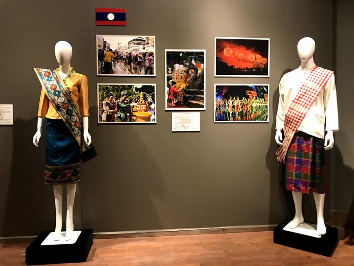 Pameran Busana Tradisional Negara-Negara ASEAN 2020 - ảnh 17